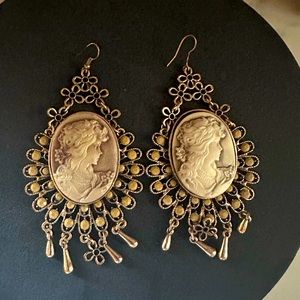 Vintage Cameo earrings.